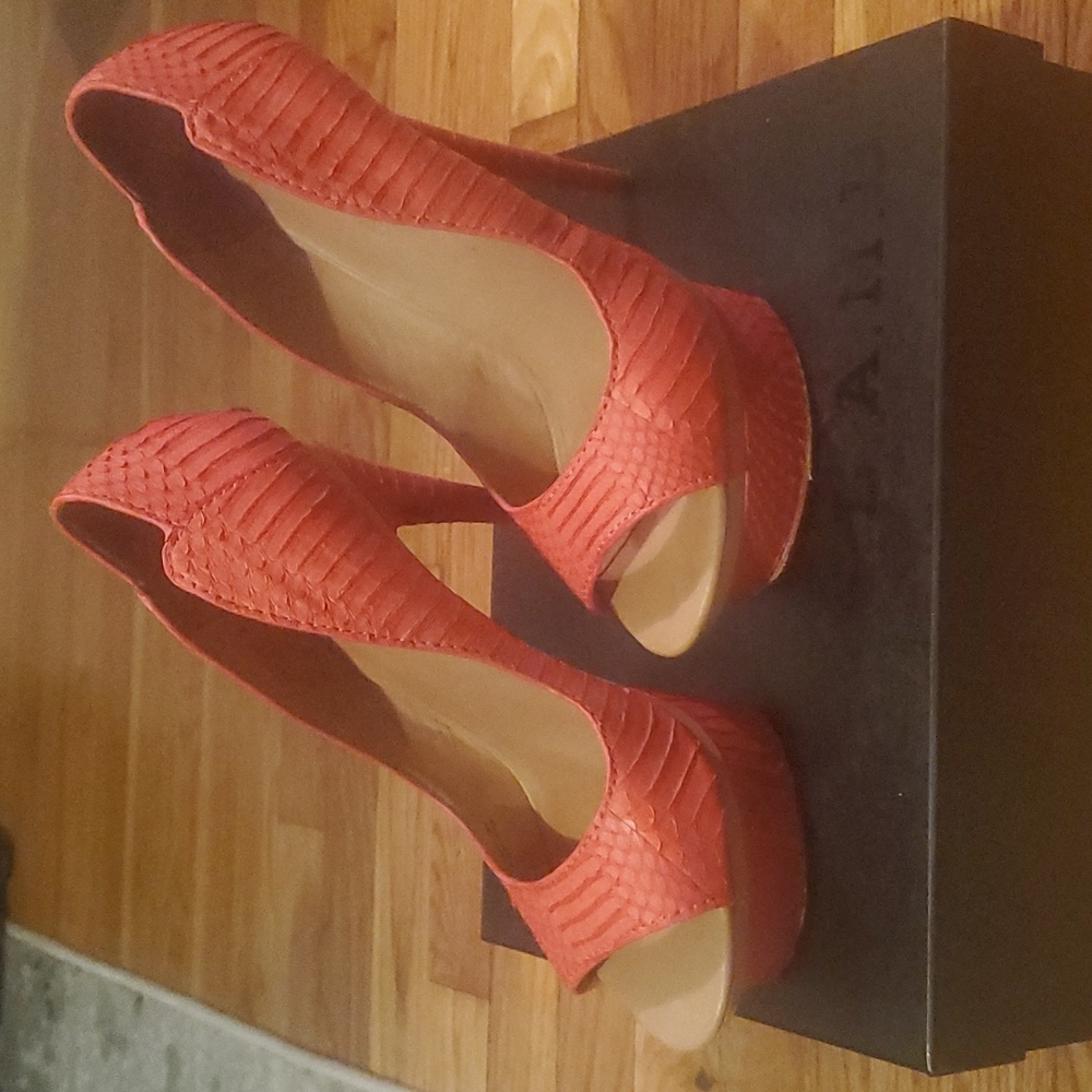Lamb Ilane Peep Toe Pump Size 9-1/2